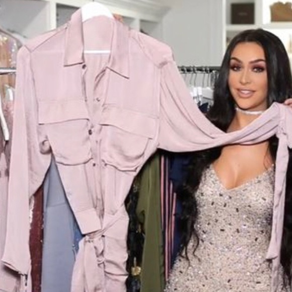 Carli Bybel Light Pink Satin Lightweight Jacket - Picture 4 of 5